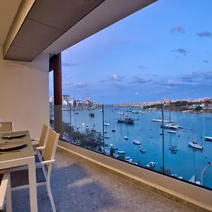  Appartement Sea Front Spacious Valletta Views